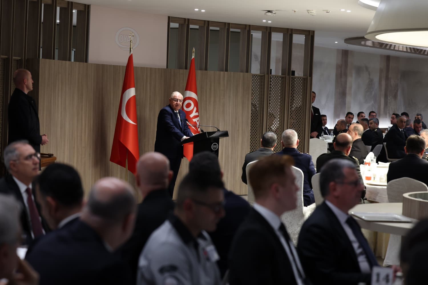 mill savunma bakani guler iftarda oyak ust yonetimiyle bir araya geldi 0 7rp9gwlc