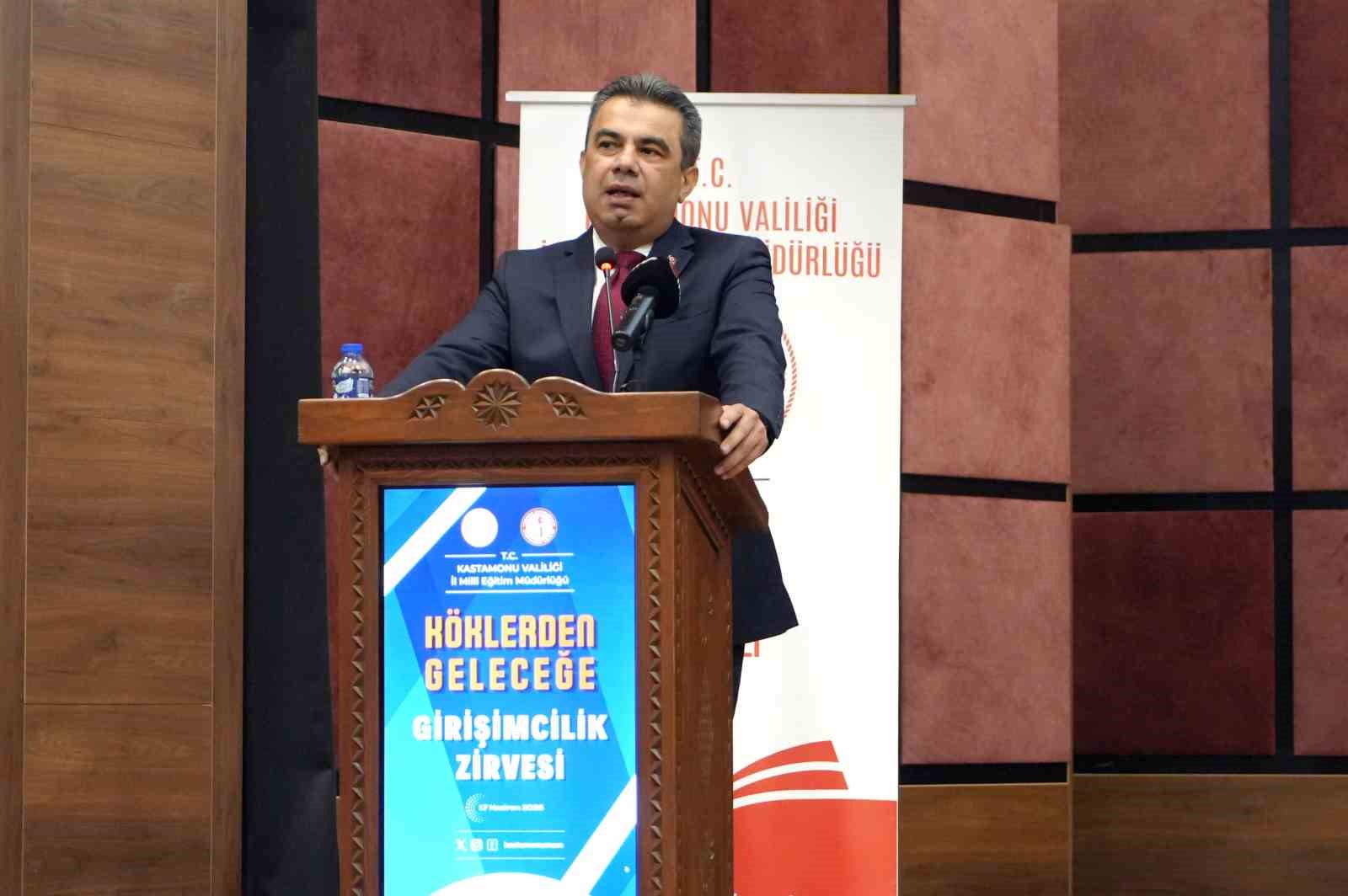 milli egitim bakan yardimcisi macit dunyada her sinifinda internet bulunan her sinifinda akilli tahta l3lJe3Fc