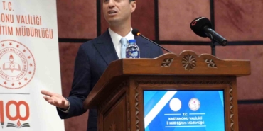 milli-egitim-bakan-yardimcisi-macit-dunyada-her-sinifinda-internet-bulunan-her-sinifinda-akilli-tahta-pewWW49N.jpg