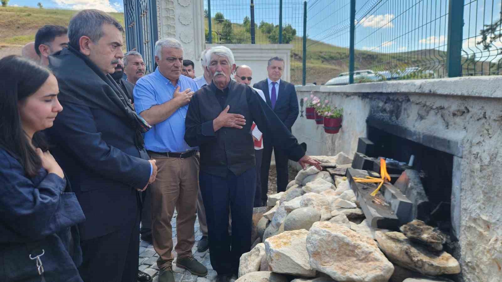 Milli Eğitim Bakanı Tekin: "12 modül şu anda Bakanlığımız tarafından uygulamaya hazır biçimde duruyor" 7 milli egitim bakani tekin 12 modul su anda bakanligimiz tarafindan uygulamaya hazir bicimde duruyor Oi2fGPSQ