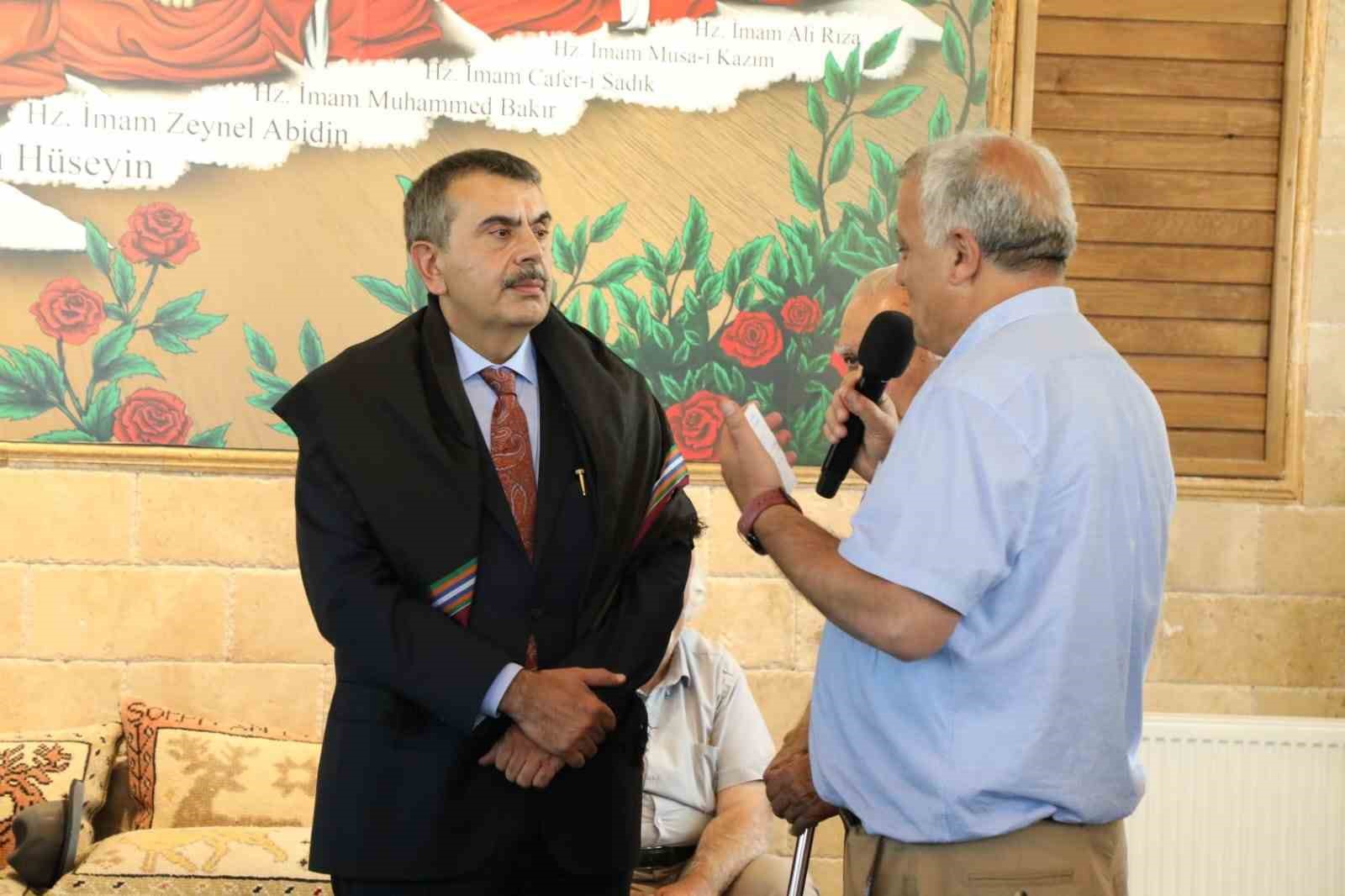 Milli Eğitim Bakanı Tekin: "12 modül şu anda Bakanlığımız tarafından uygulamaya hazır biçimde duruyor" 8 milli egitim bakani tekin 12 modul su anda bakanligimiz tarafindan uygulamaya hazir bicimde duruyor nmq1zhgN