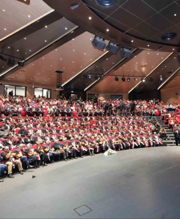 milli-egitim-bakani-tekin-22-yil-once-76-olan-universite-sayimizi-bugun-208lere-ulastirdik-FefbDf2M.jpg