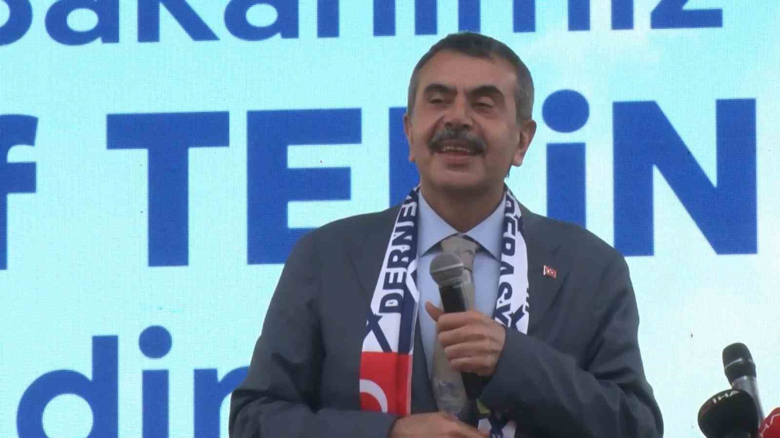 milli egitim bakani tekin bursada buyuk erzurum yayla senligine katildi 4 2ZNNZclc