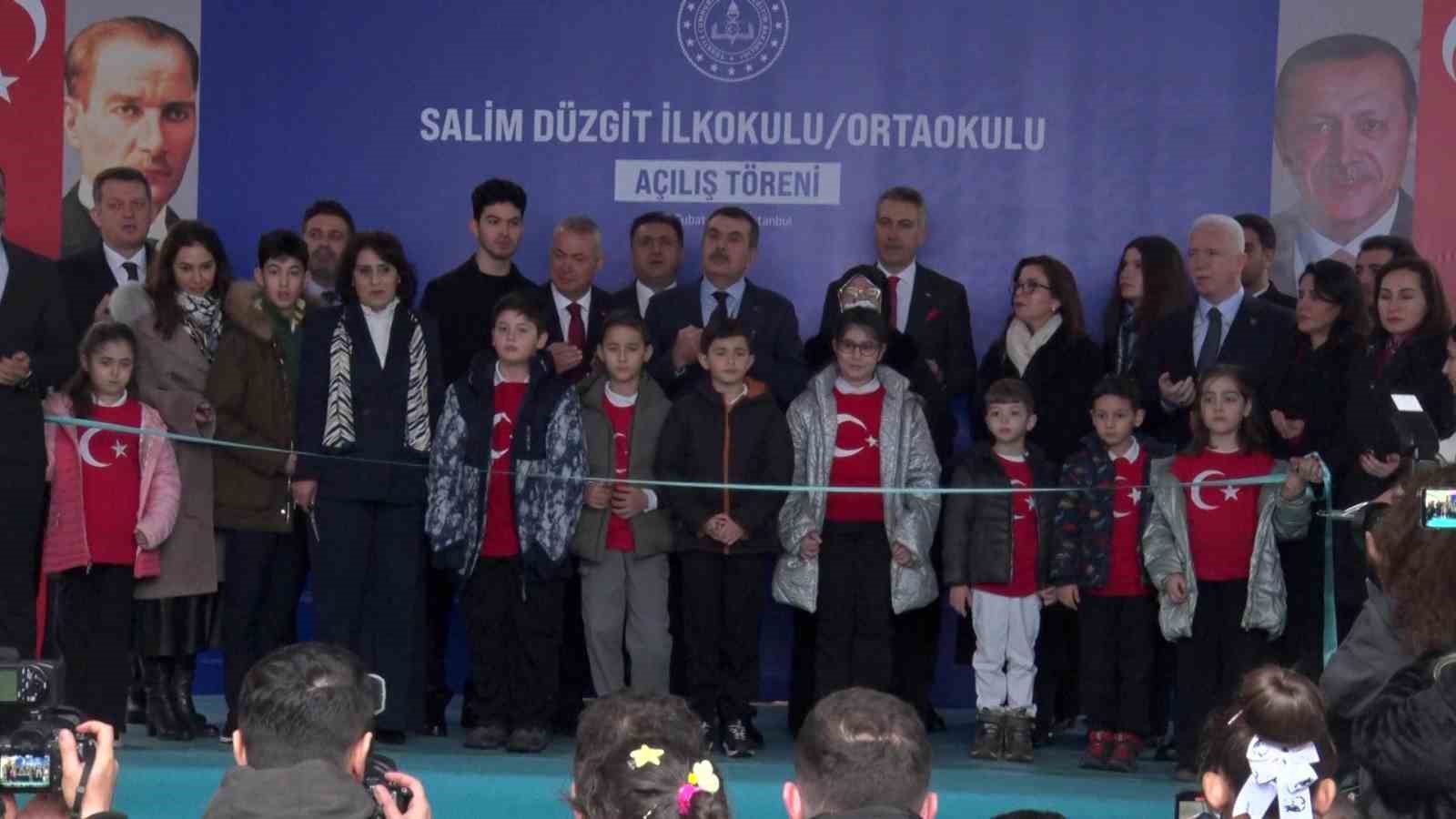 milli egitim bakani tekin cumhurbaskanimizin liderliginde egitim ogretim sureclerine cok yogun bir bicimde katki verdik 8cZgZzGJ