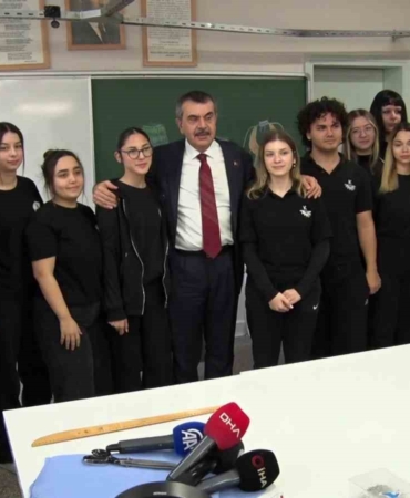 milli-egitim-bakani-tekin-karar-alma-mekanizmalarimizi-saglikli-demokratik-ozgurlukcu-bir-perspektifle-yurutmeye-calisiyoruz-WFB6y39V.jpg