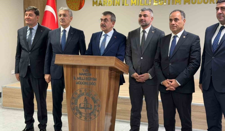 milli-egitim-bakani-tekin-mardinde-derslik-sayisi-3-bin-280den-9-bin-675e-cikti-8uKDVr1r.jpg