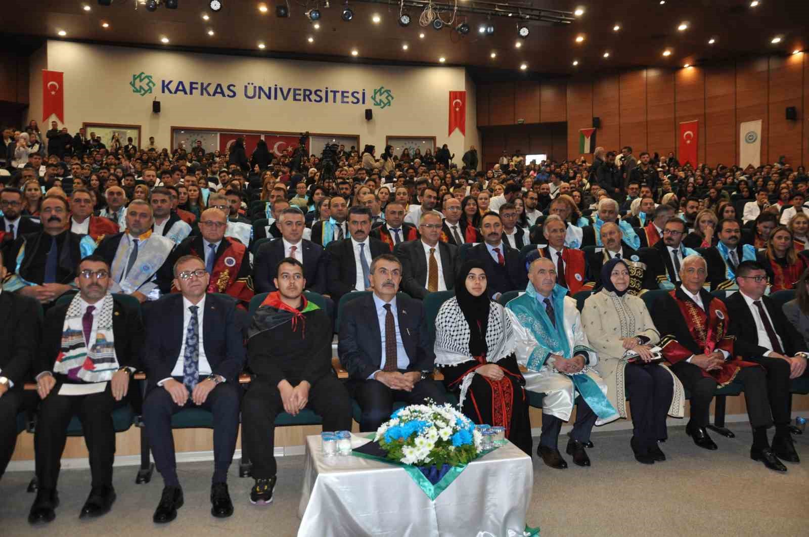 Milli Eğitim Bakanı Tekin: "Terörsüz Türkiye sürecine sahip çıkmak, en çok da bu ülkenin entelektüellerinin, akademisyenlerinin görevi" 12 milli egitim bakani tekin terorsuz turkiye surecine sahip cikmak en cok da bu ulkenin iNWqLzRH