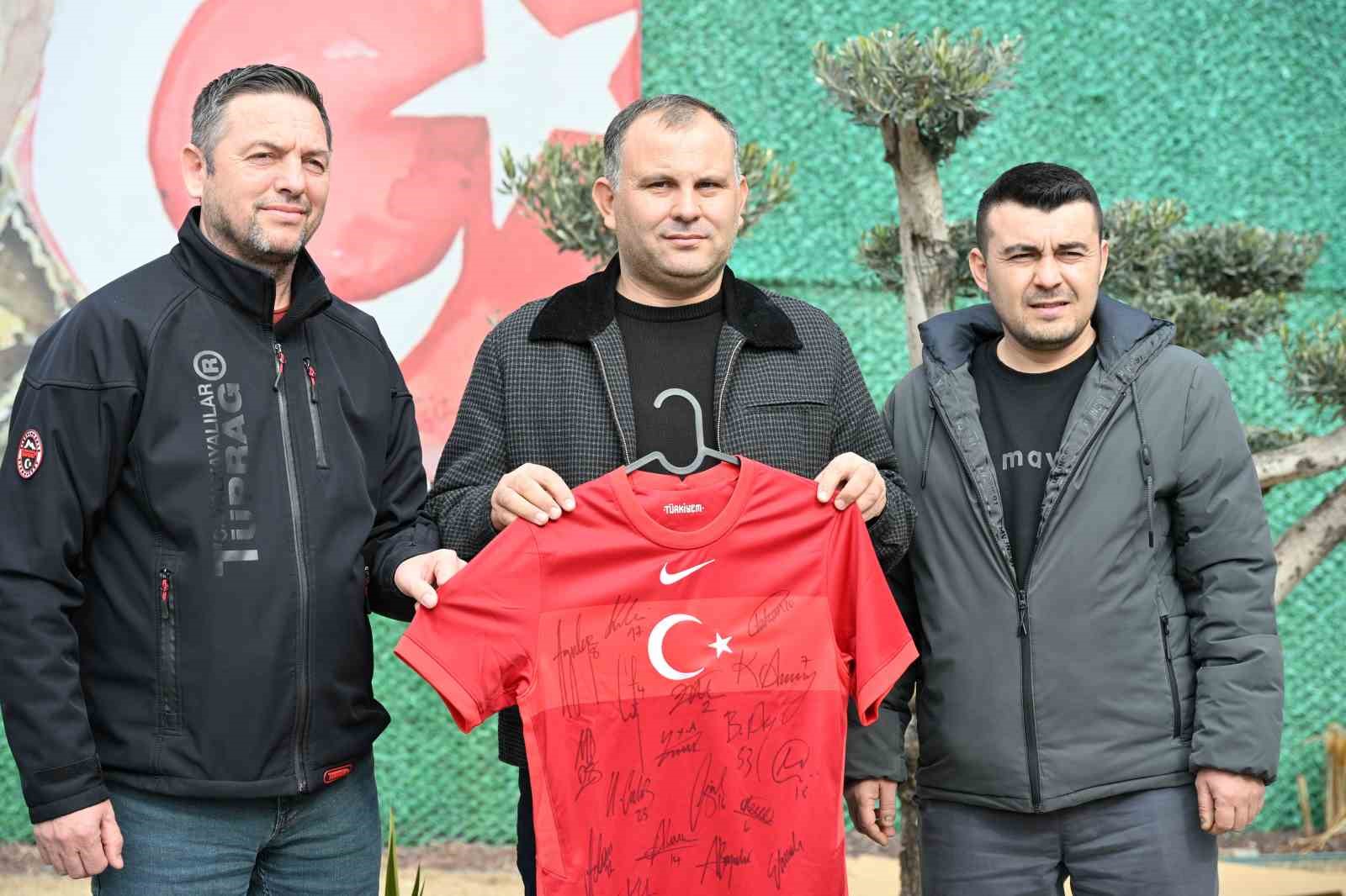 milli forma dmd hastasi minik rahmi kerem icin satista 2