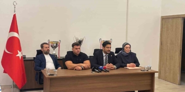 milli-guresci-riza-kayaalp-minderlere-geri-donuyor-xCGGl1Wn.jpg