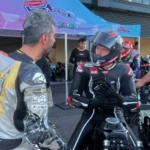 milli-motosikletciler-ve-oyuncu-kivanc-tatlitug-kocaelide-piste-cikti-l1PvpFEW.jpg