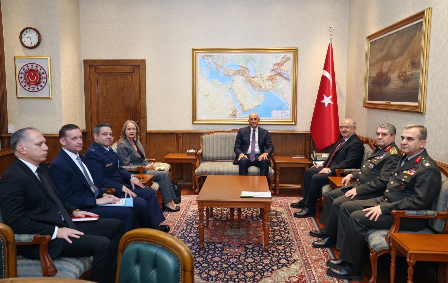 milli savunma bakani guler abd buyukelcisi ve suriye ozel temsilcisi barracki kabul etti 0 SC1BCsnL