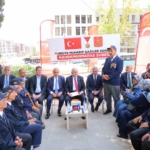 milli-savunma-bakani-guler-kahramanmarasta-EBVujxOp.jpg