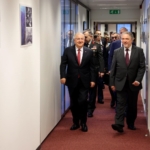 milli-savunma-bakani-guler-nato-karargahinda-FfaKePRT.jpg