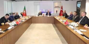 milli-savunma-bakani-yasar-guler-ve-portekiz-savunma-bakani-toplanti-gerceklestirdi-67PZ1lM6.jpg