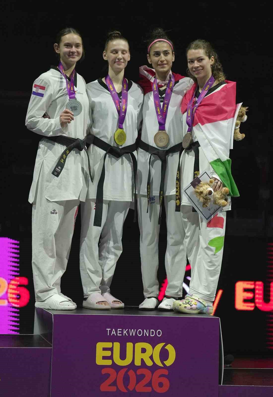 milli taekwondoculardan 5 madalya 4 fwSP2UiY