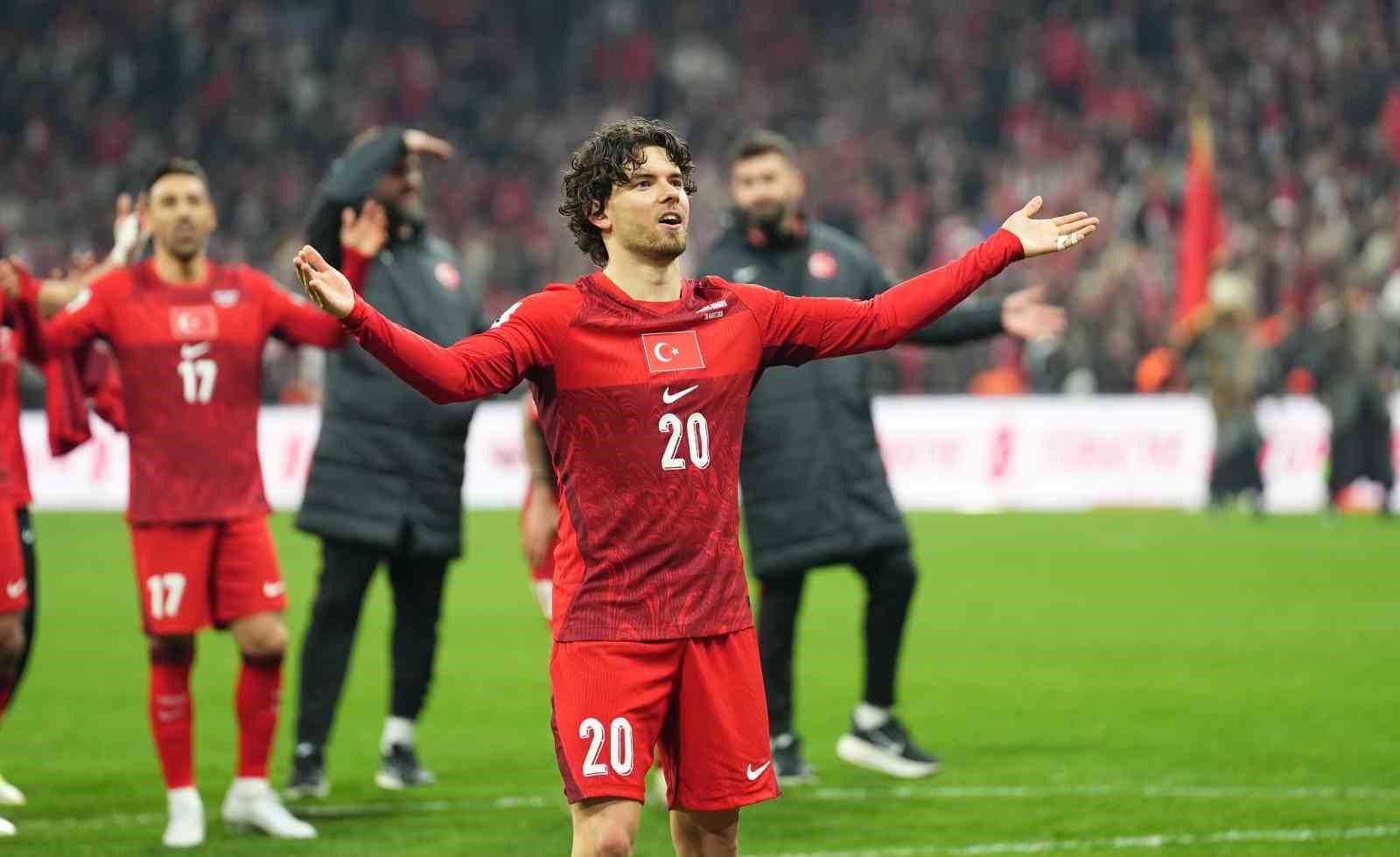 millilerde galibiyet uclusu ferdi kadioglu ve arda gulerden 1 eT4mE6pZ