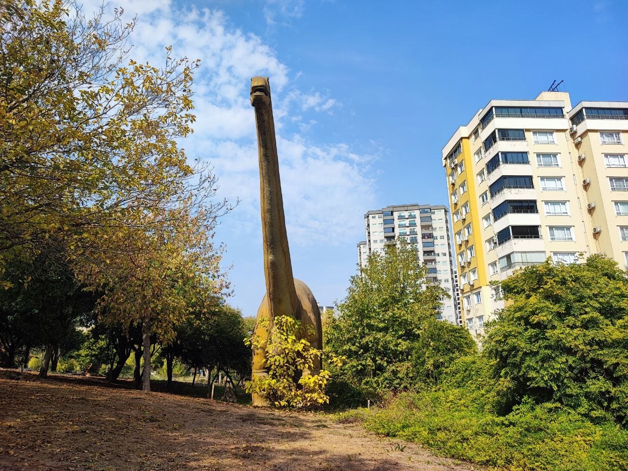 milyonlarca lira harcanan dinazor park curumeye terk edildi 1 gOHVFWHR