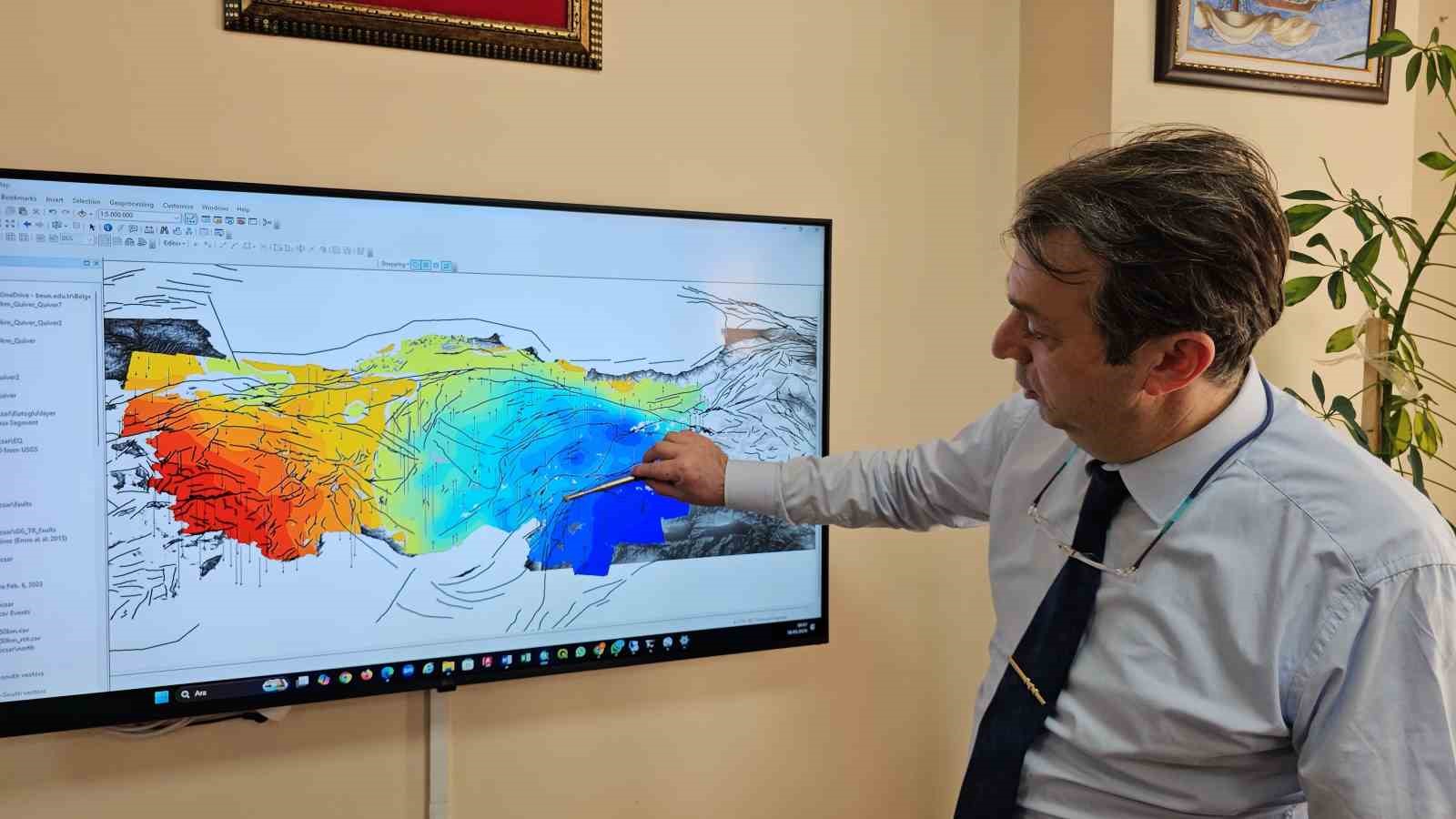 milyonlarca yill sonra anadolunun ortadan ikiye ayrilmasi soz konusu olabilir 1 7BNiK12F