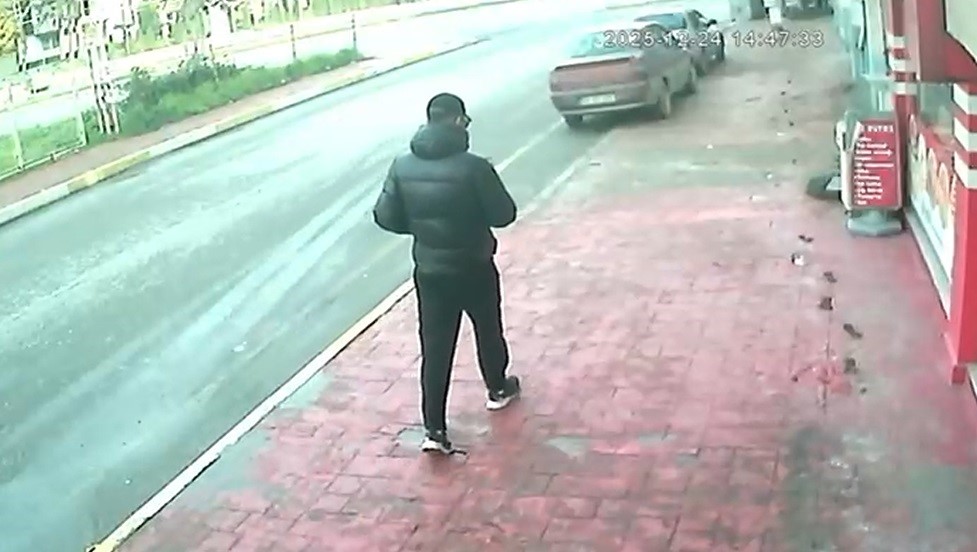 milyonluk vurgun yapan sahte savci ve polisi kameralar ele verdi 2 gZCmakks