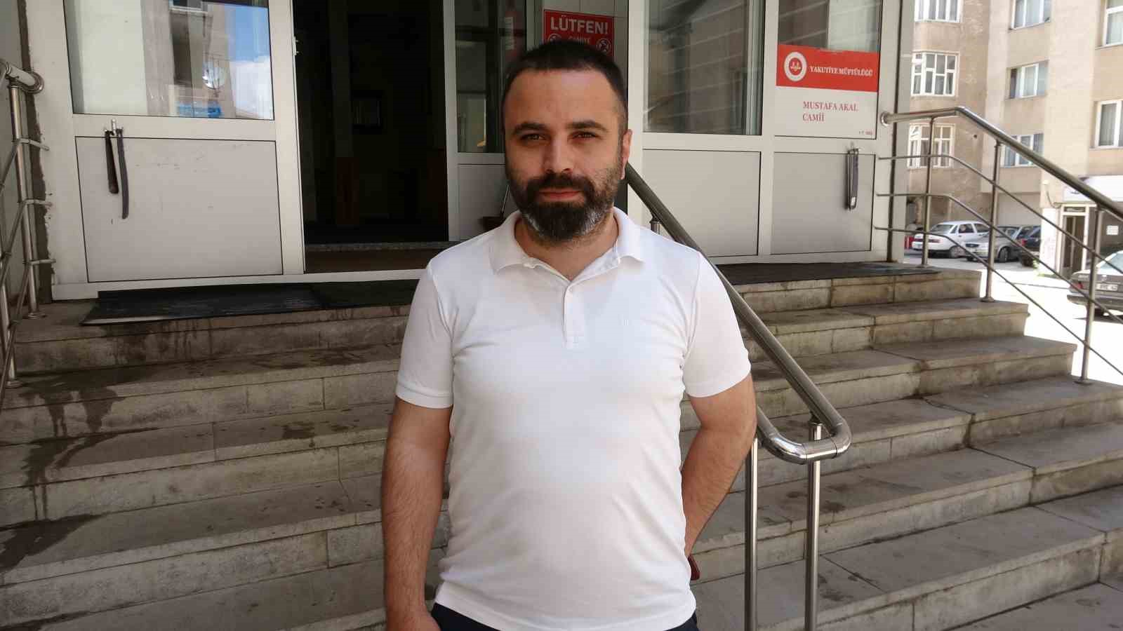 minareye yer bulamayinca duvara tasarladilar 3 NlSw4pYF