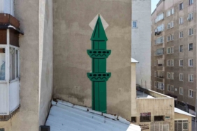 minareye-yer-bulamayinca-duvara-tasarladilar-nZ5YxzDx.jpg