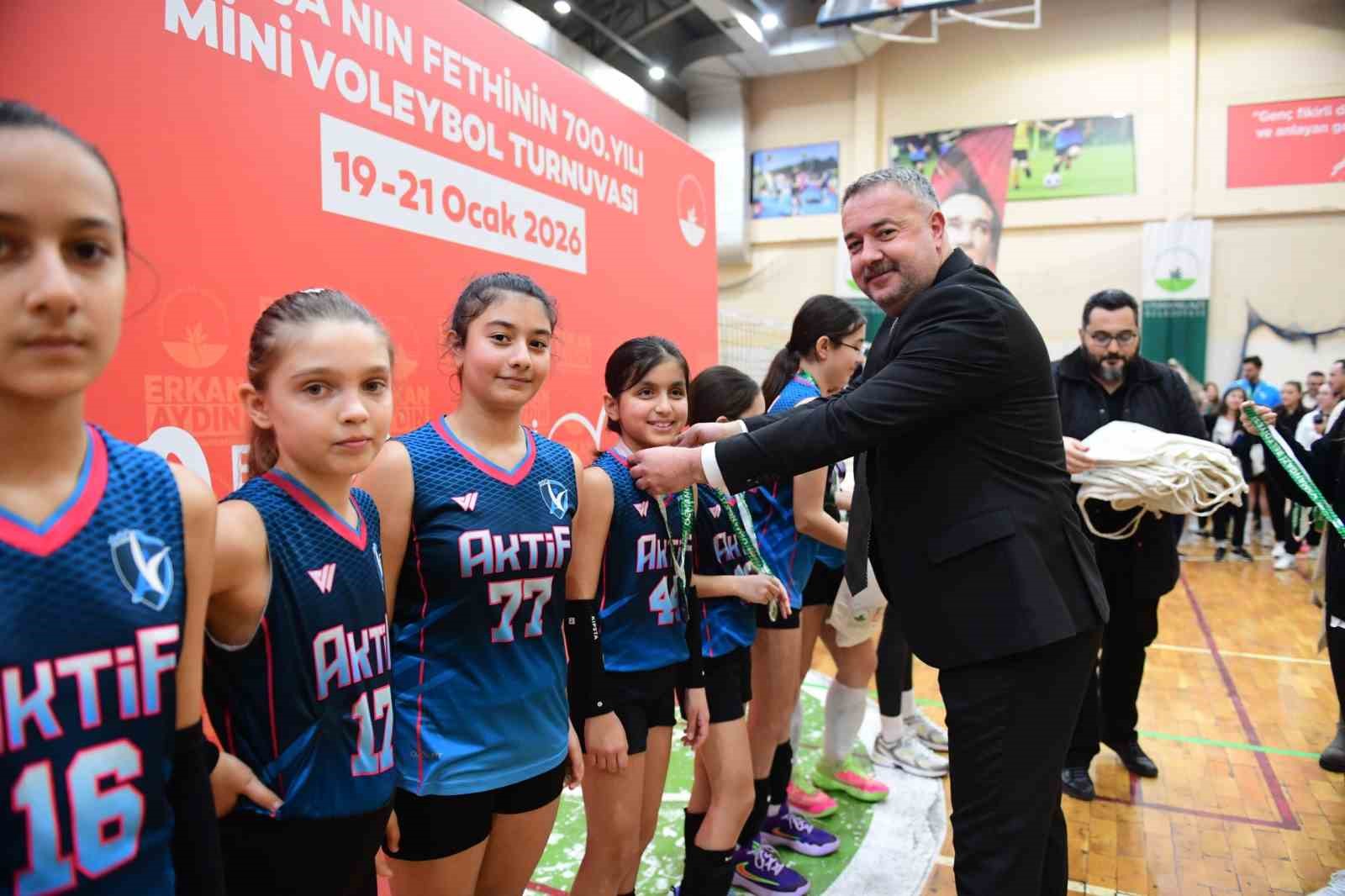 mini voleybol turnuvasinda oduller sahiplerini buldu 1 ubuIUvCK