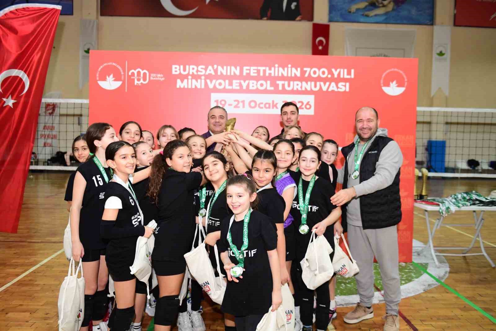 mini voleybol turnuvasinda oduller sahiplerini buldu 4 e58NAPa3