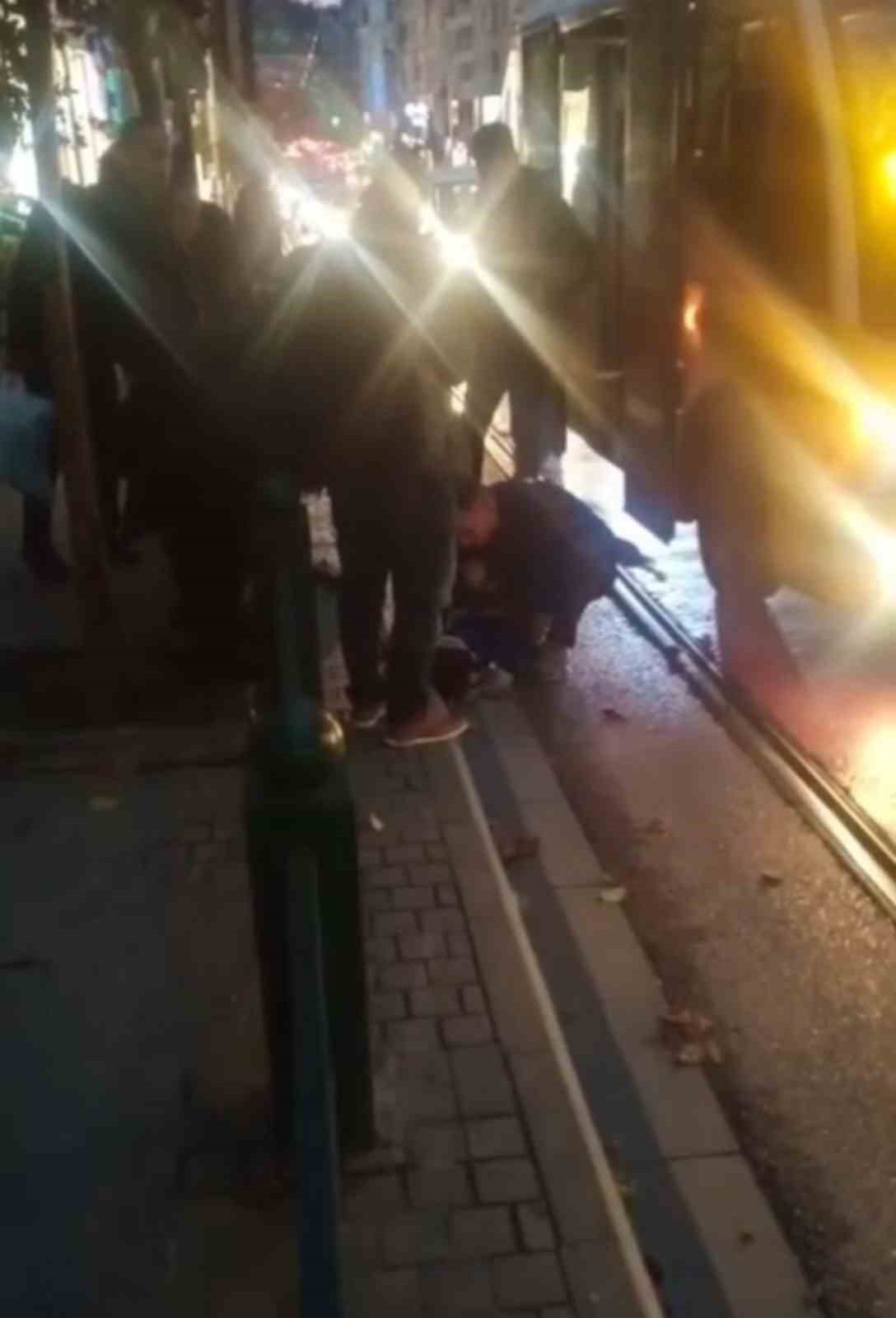 minibusun carptigi 9 yasindaki cocuk yaralandi 0 Zjyd4QIW