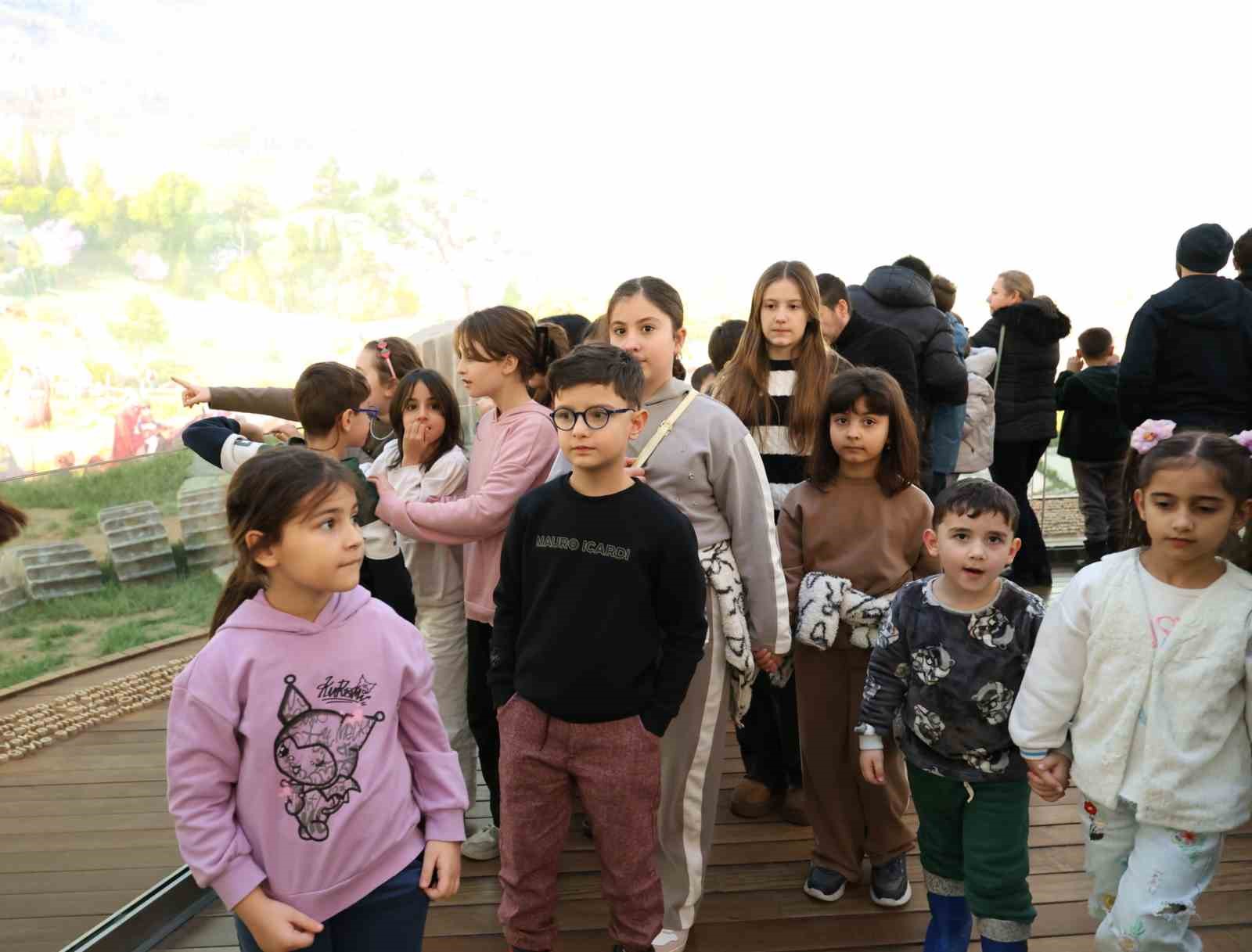 minik arkeologlar tarihi osmangazide kesfediyor 0 8NgE4z1j