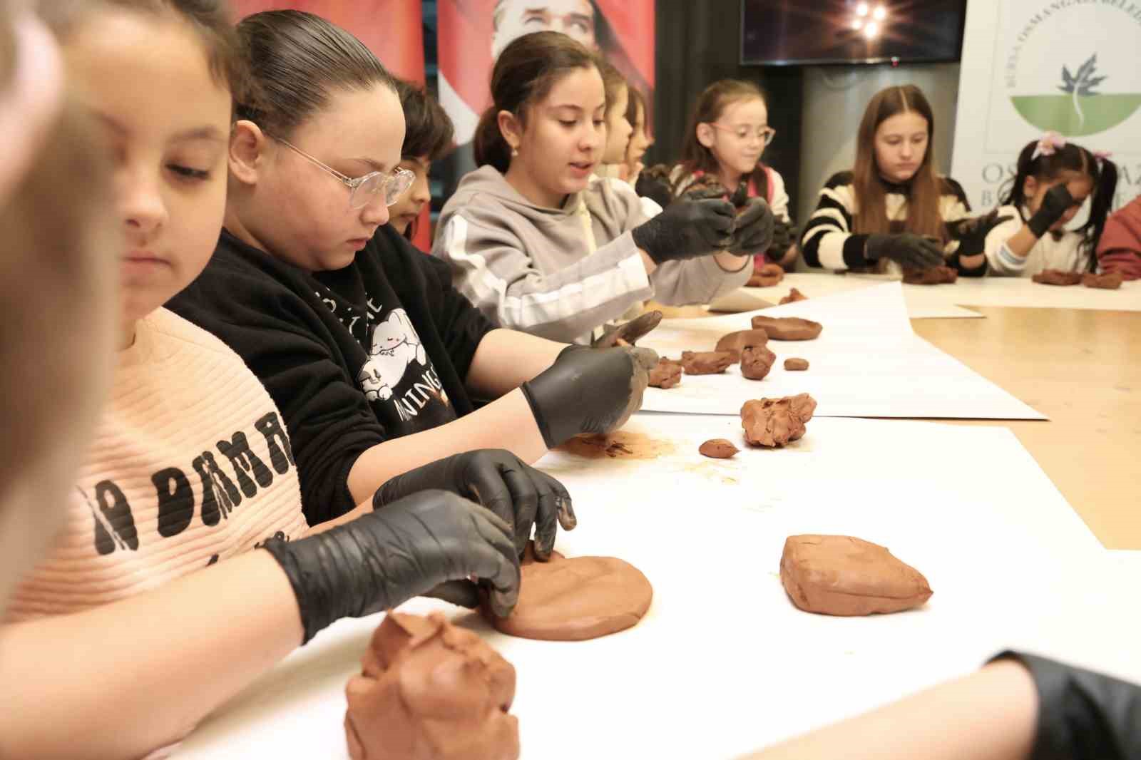minik arkeologlar tarihi osmangazide kesfediyor 3 HvgNCAgt