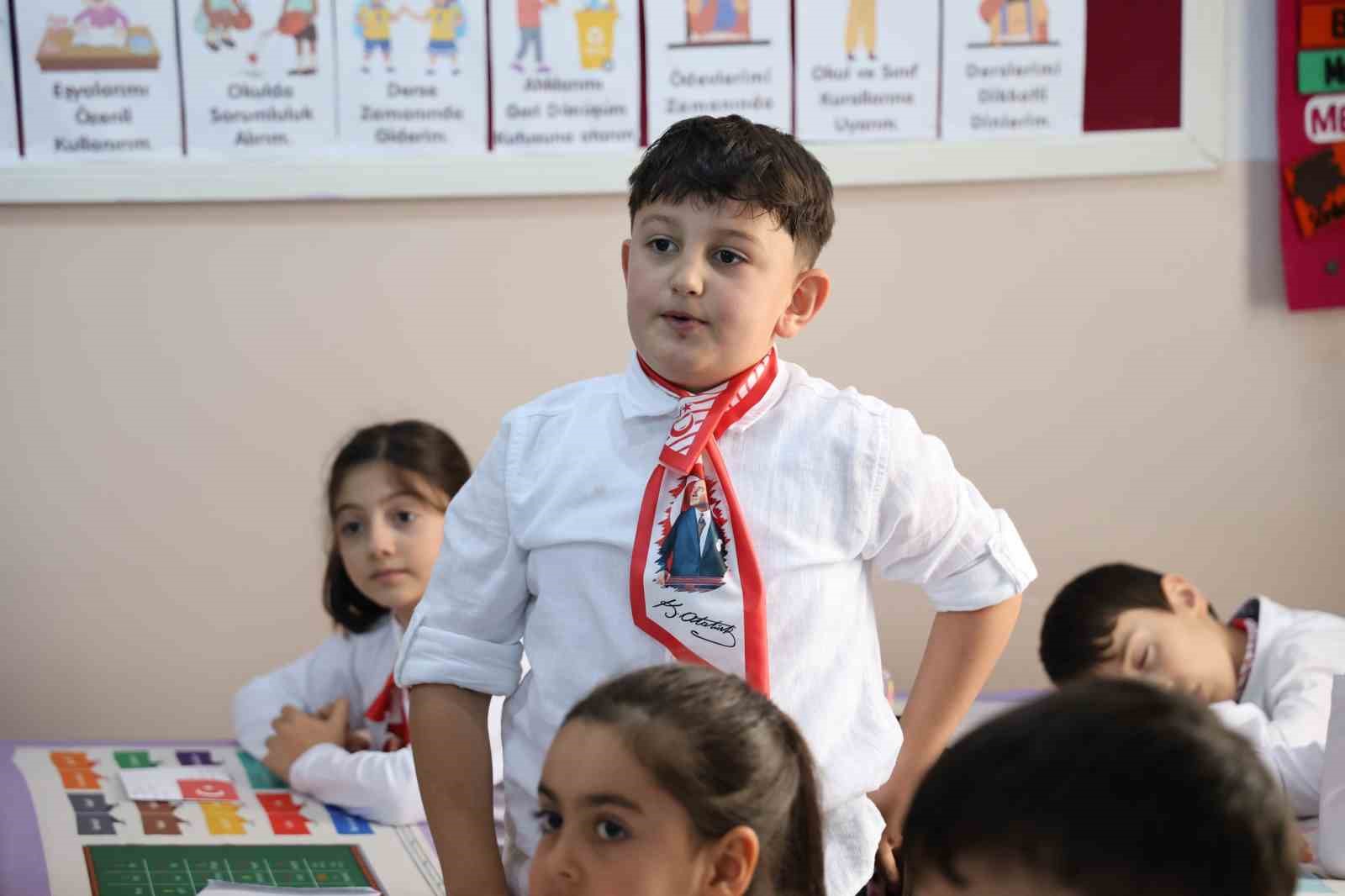 Minik eller yiğit yürekler için mektup yazdı, yiğitlerin cevabı gecikmedi 6 minik eller yigit yurekler icin mektup yazdi yigitlerin cevabi gecikmedi 2 eKHU1tLC