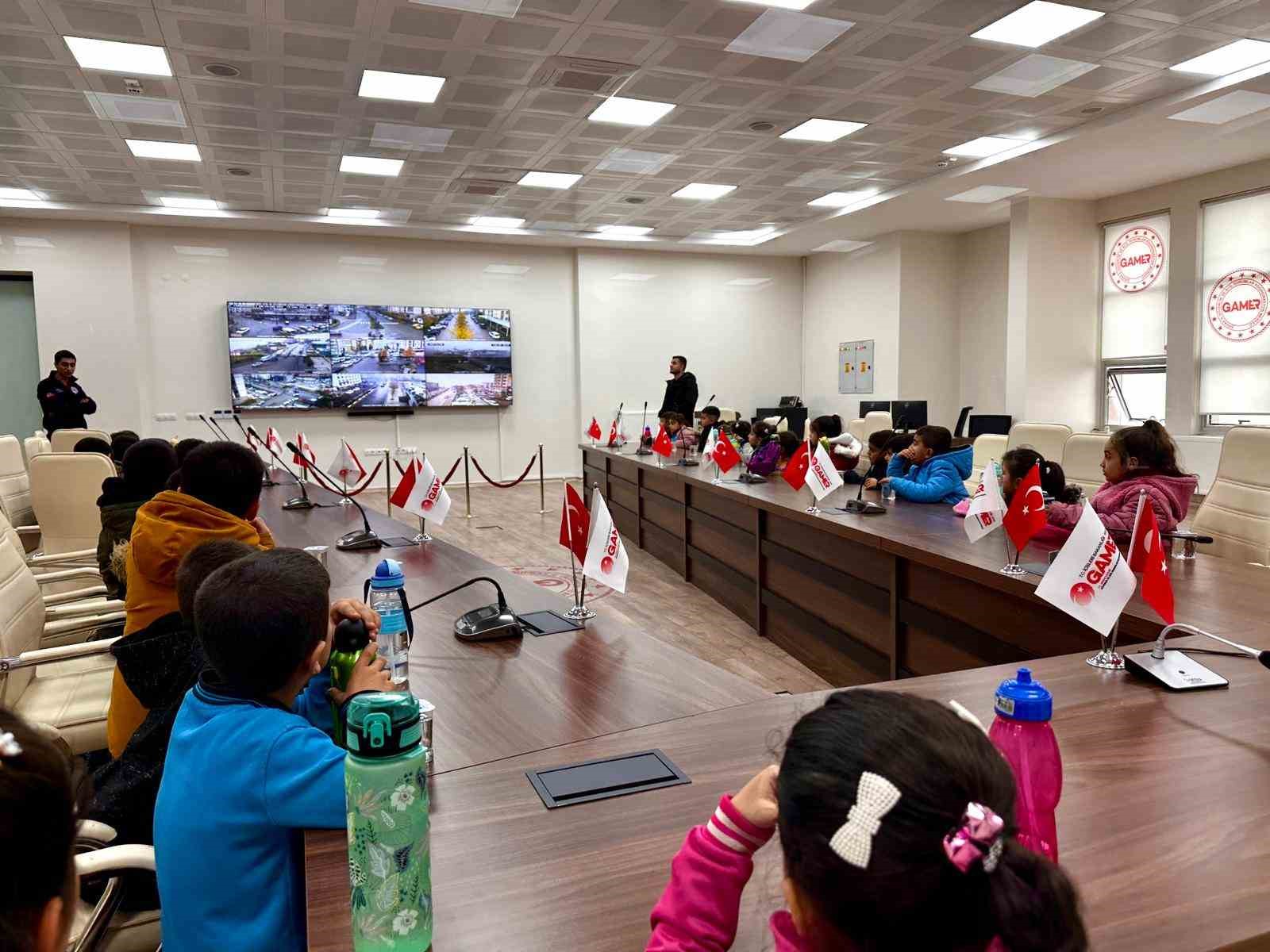minik ogrenciler 112yi yerinde ogrendi 2 ElwAtVpL