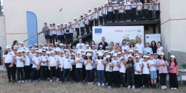 minik-ogrenciler-fide-dikerek-doga-bilinci-kazandi-m3nhxhmF.jpg