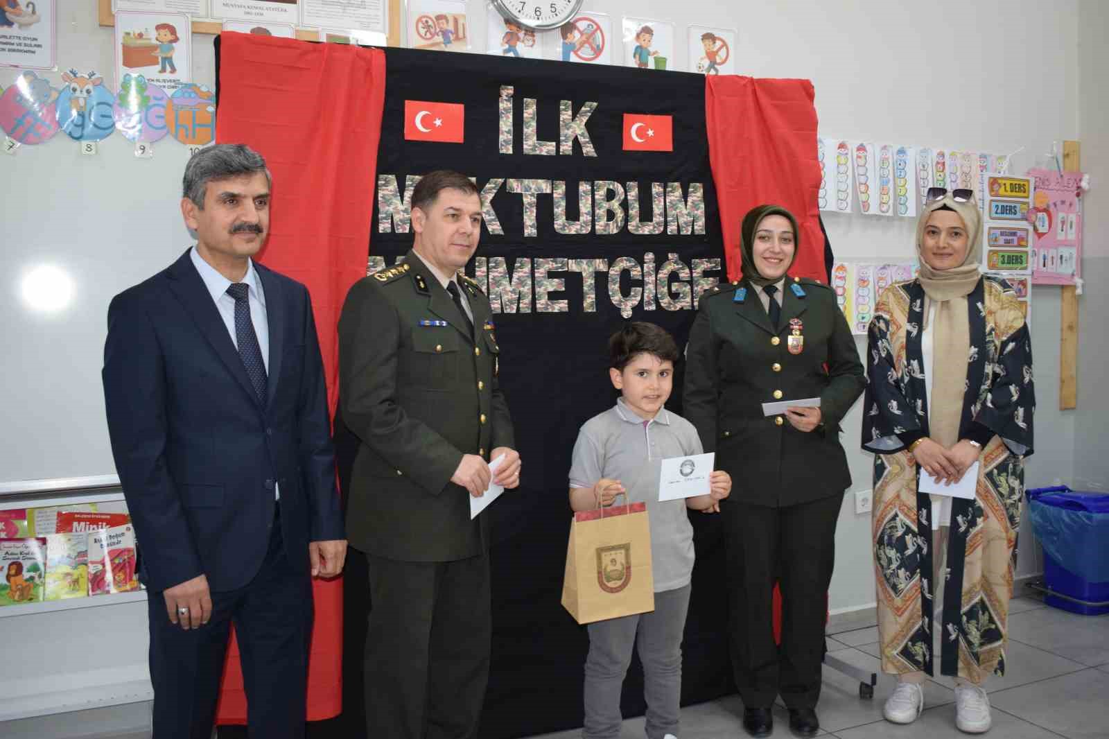 minik ogrencilerden mehmetcige duygu dolu mektuplar 0 liMTACRR