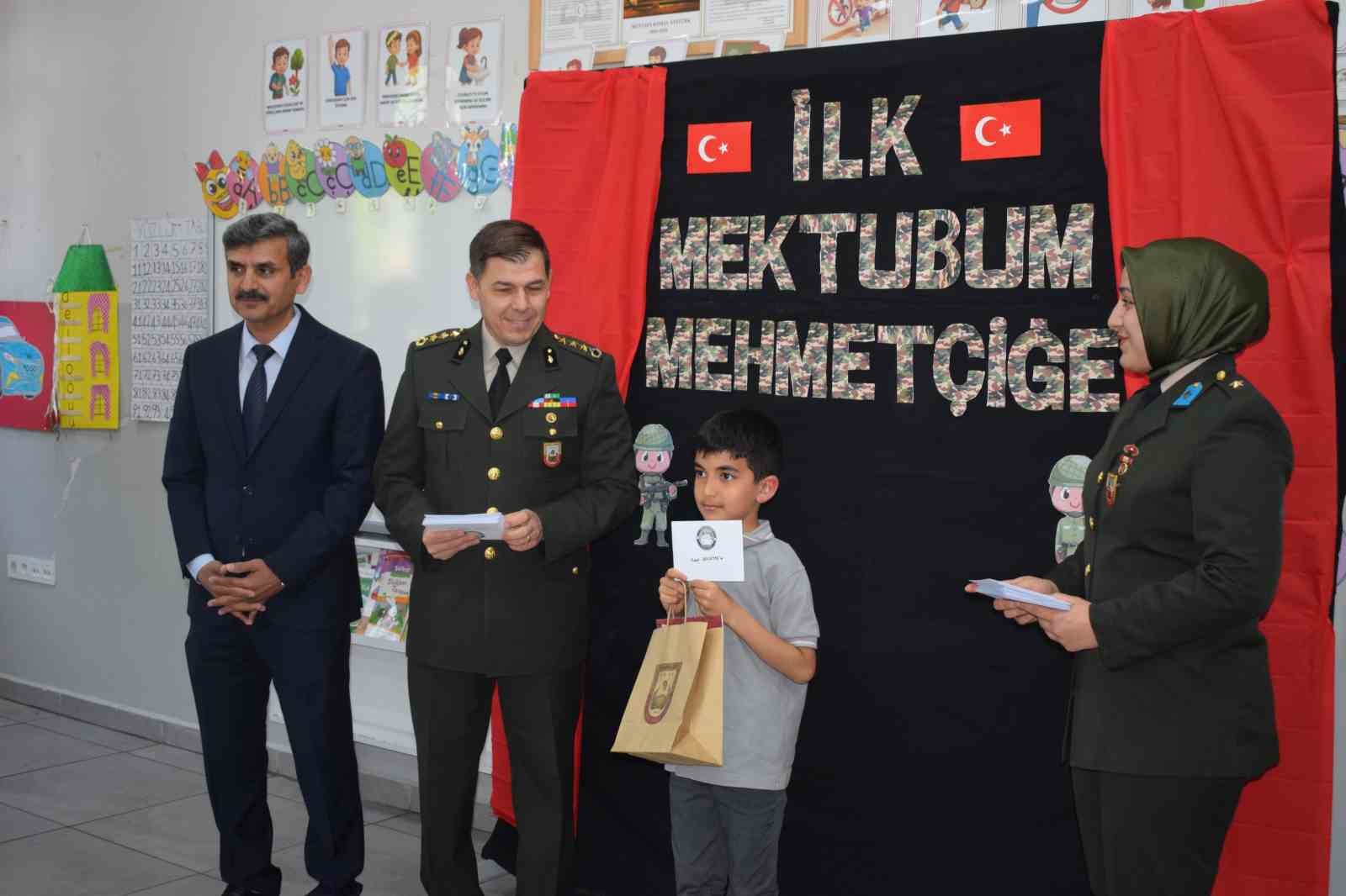 minik ogrencilerden mehmetcige duygu dolu mektuplar 1 Q1UqviAL
