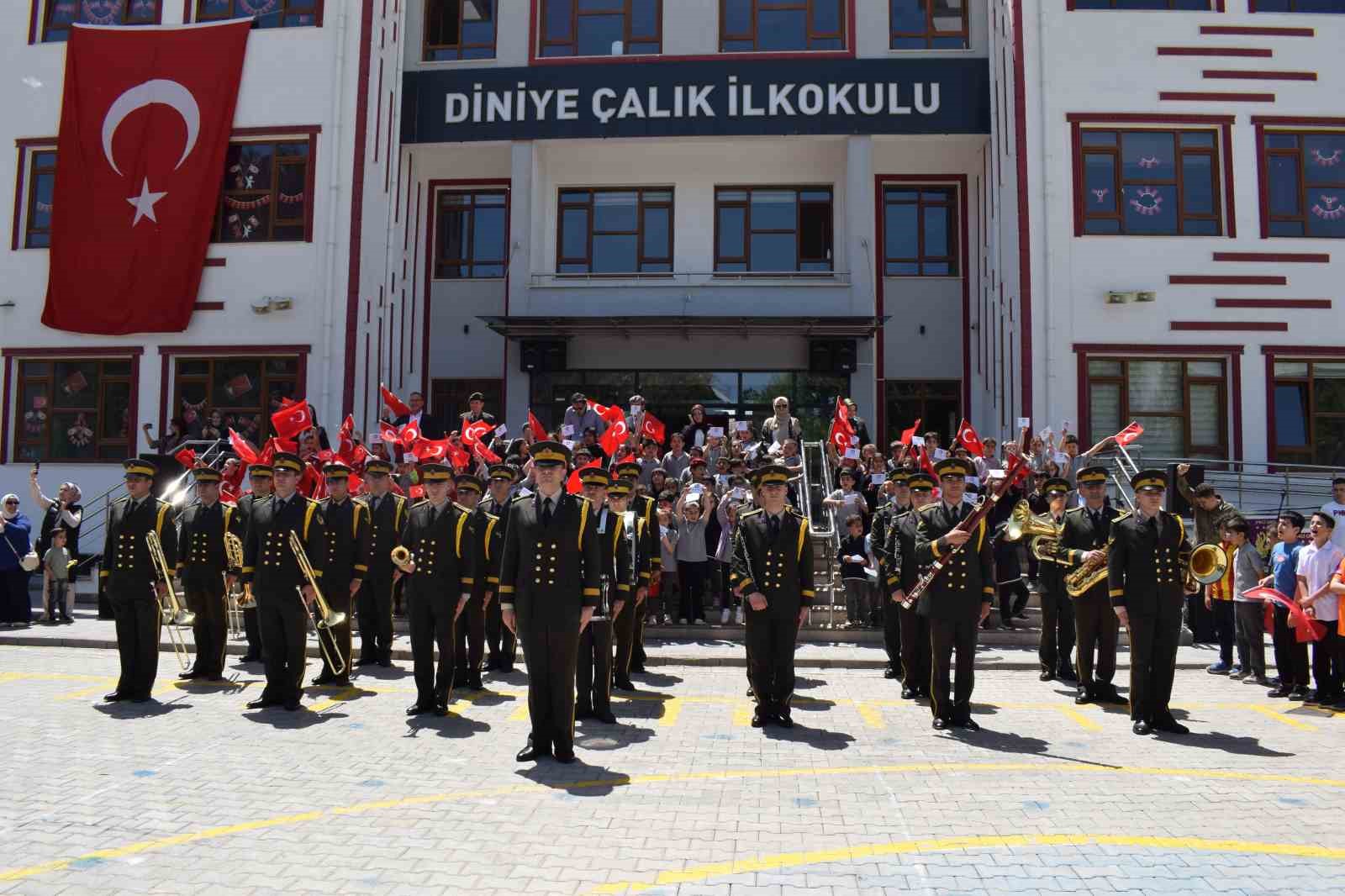 minik ogrencilerden mehmetcige duygu dolu mektuplar 5 5mgaFVD6