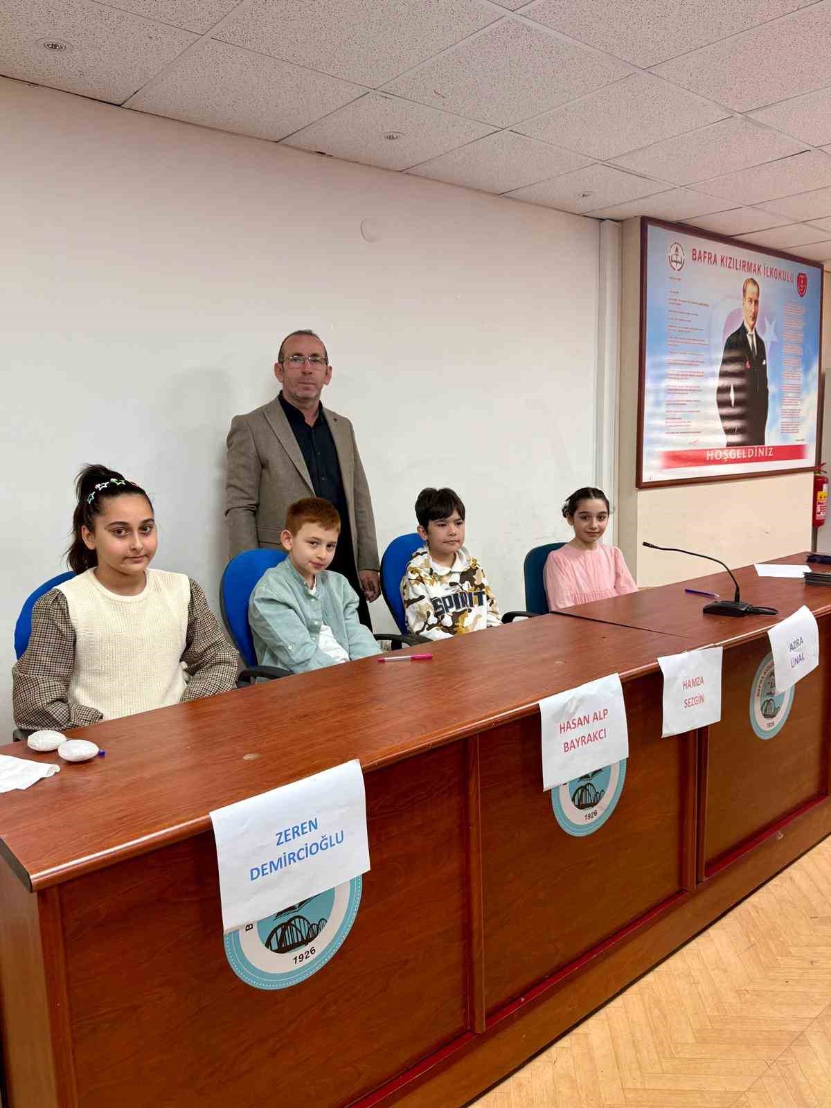 Minik yazarlardan büyük davranış: Kitaplarını sattılar, köy okuluna umut oldular 8 minik yazarlardan buyuk davranis kitaplarini sattilar koy okuluna umut oldular 4 fTsXcIeR