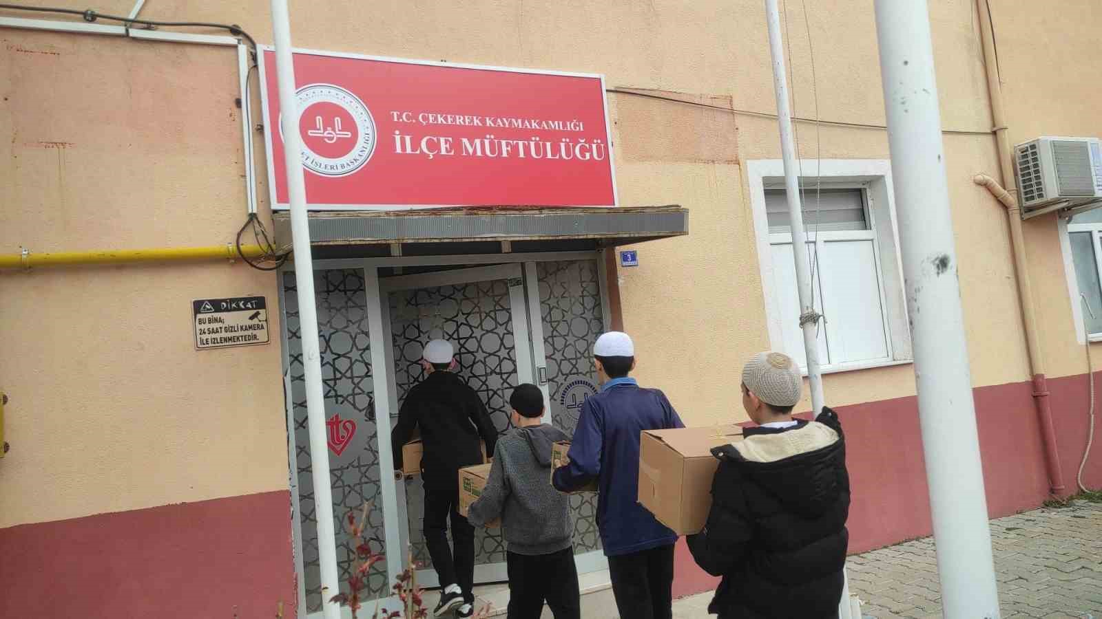 minik yureklerden buyuk vefa kuran kursu ogrencileri ramazan sevinicini paylasti 1 J1wNGIuy
