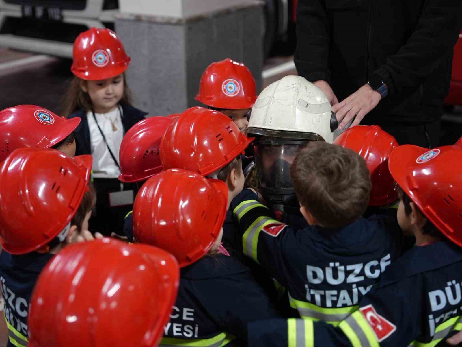 minikler acil durum ve mudahale yontemlerini ogrendi 1 TfbB64wy