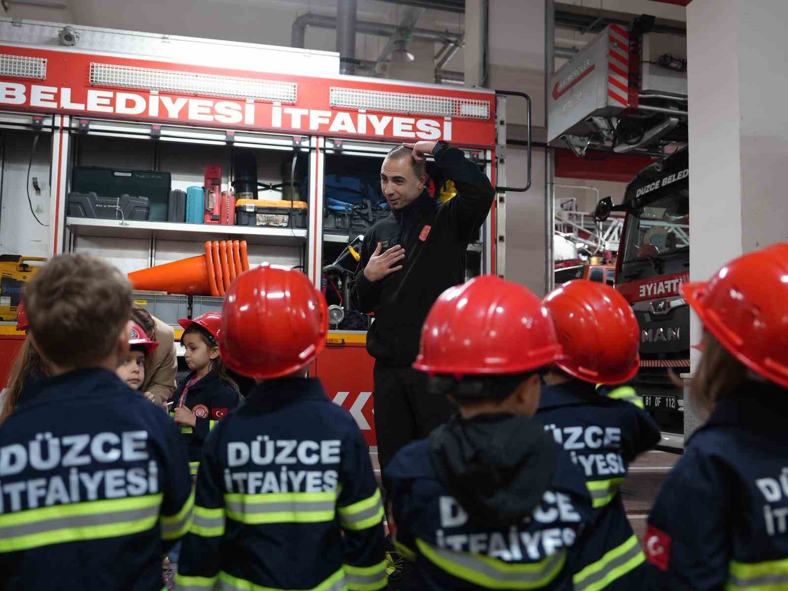 minikler acil durum ve mudahale yontemlerini ogrendi 8 yCfjsJiv