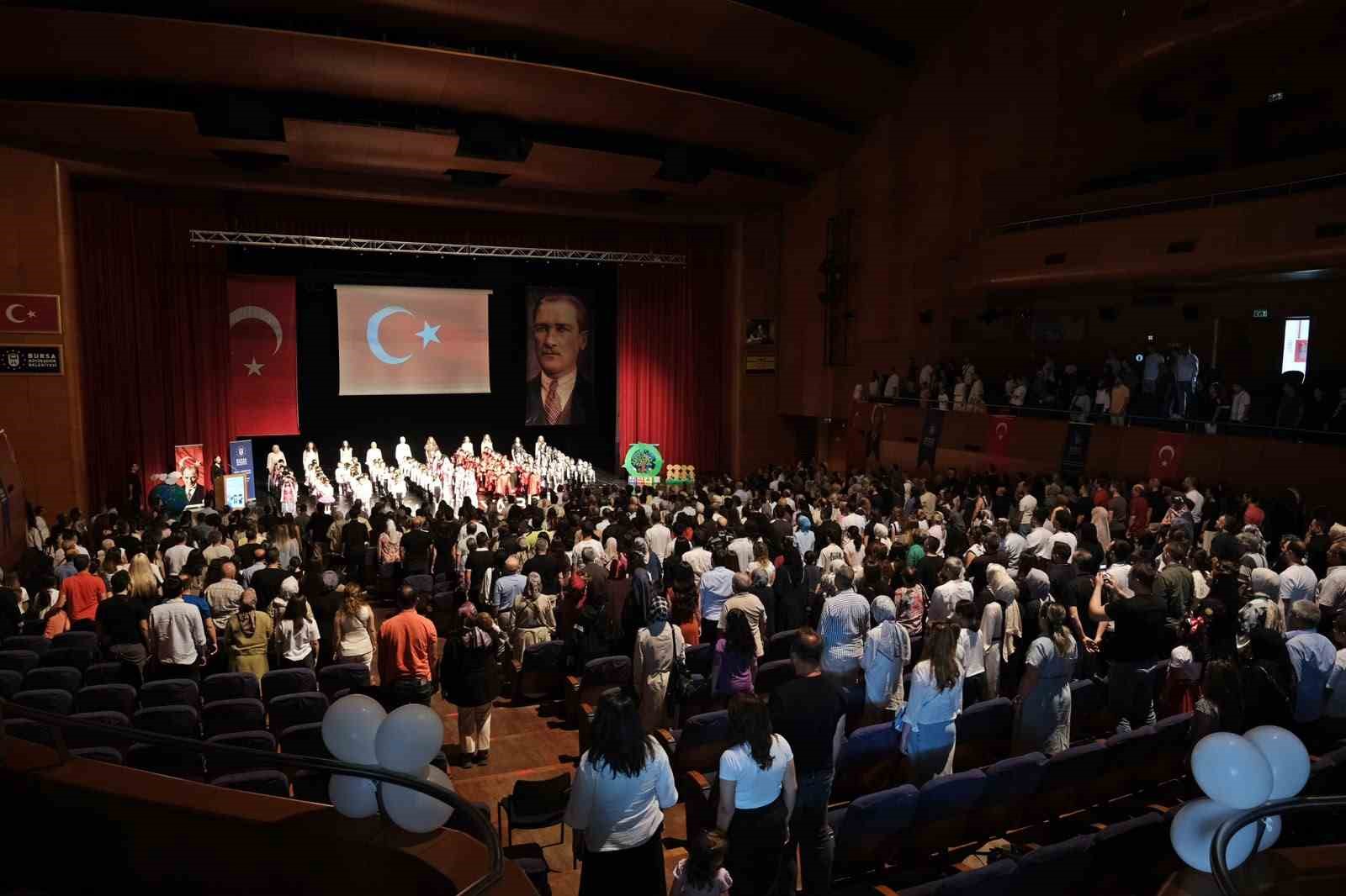 Minikler yıl sonu gösterisinde hünerlerini sergiledi 7 minikler yil sonu gosterisinde hunerlerini sergiledi 3