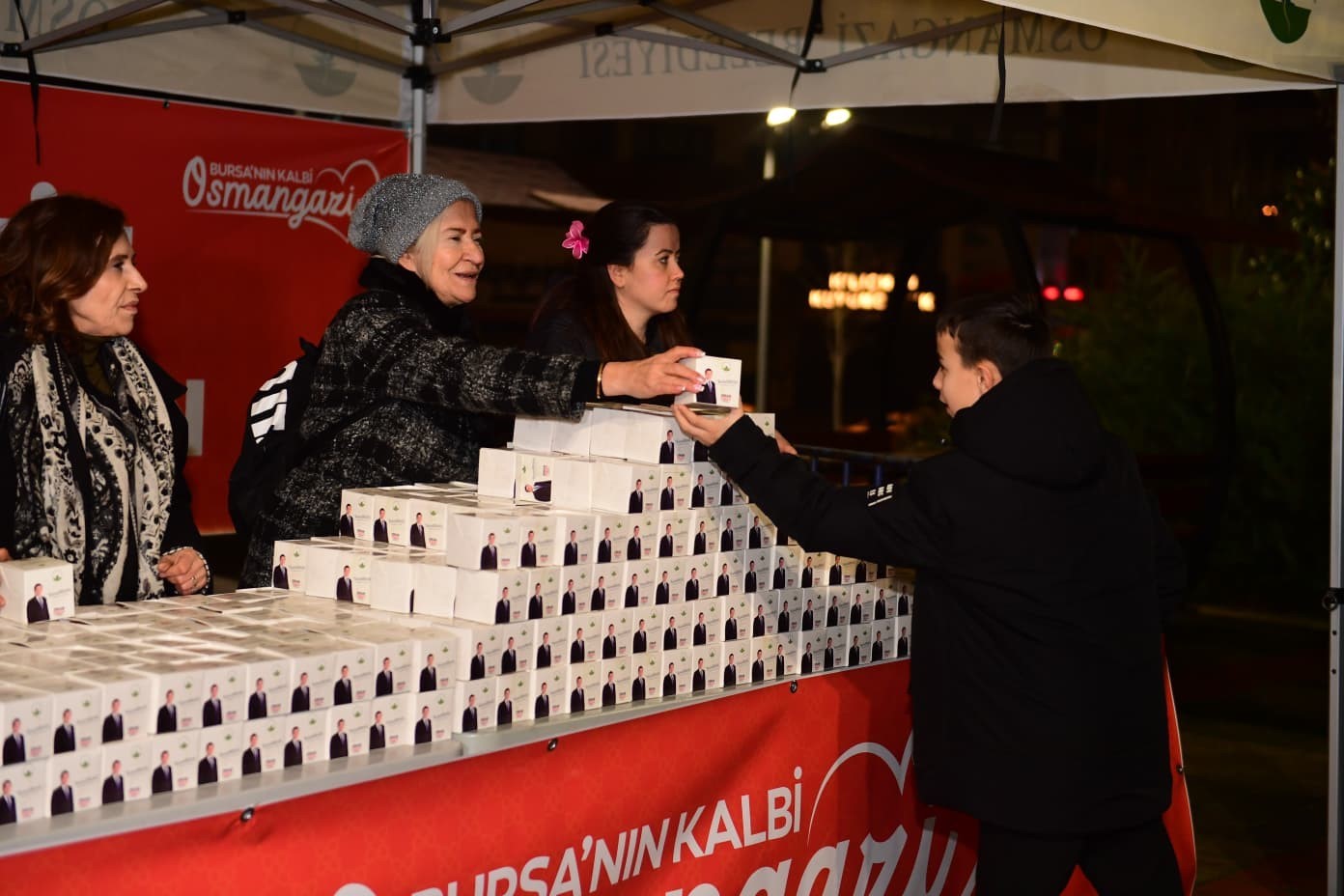 mirac kandilinde osmangazide gonuller bir oldu 1 MjkZ4Gcp
