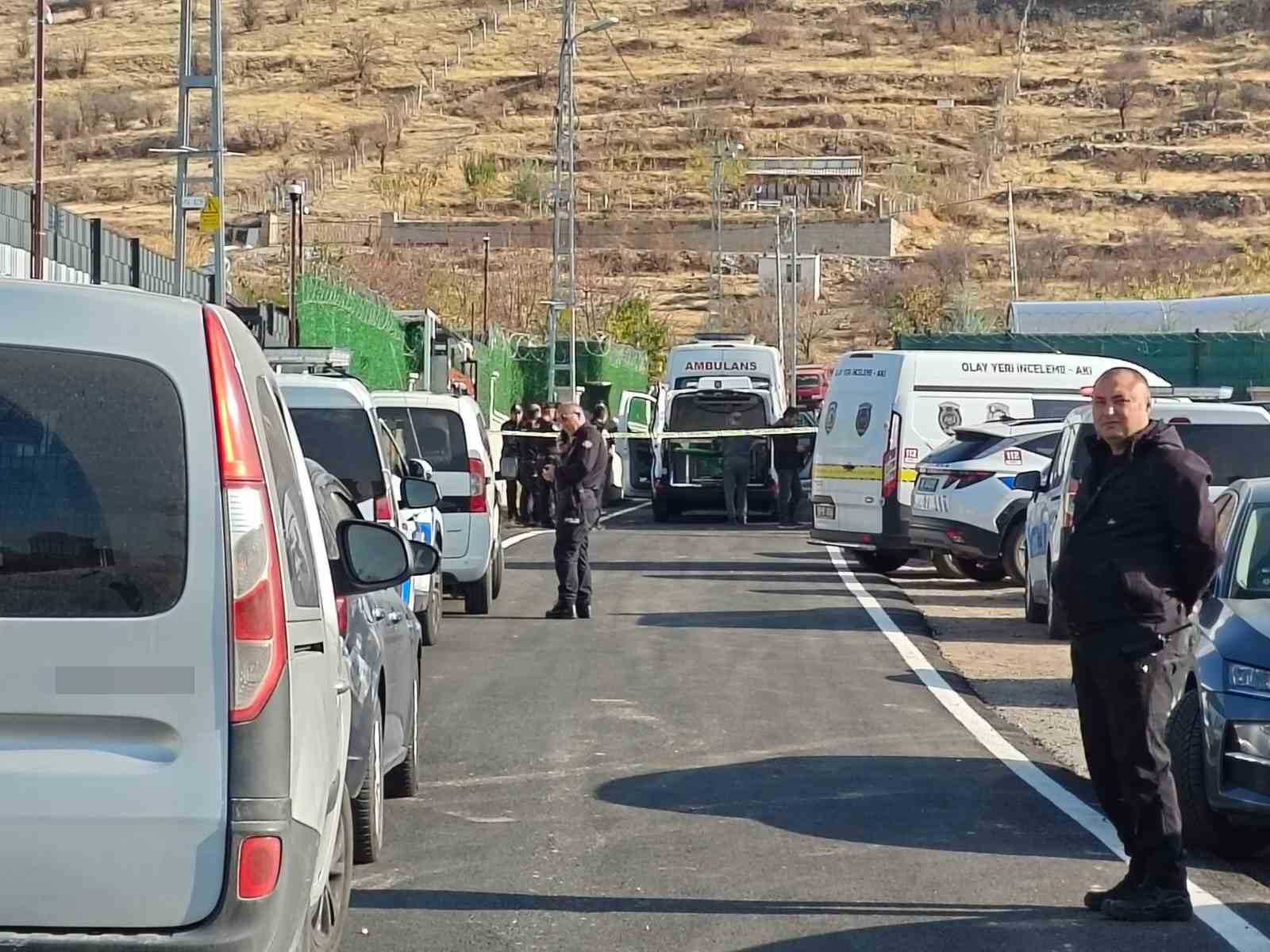 miras kavgasi kanli bitti kaynanasini oldurup intihar etti 2 u14Vw6Gd