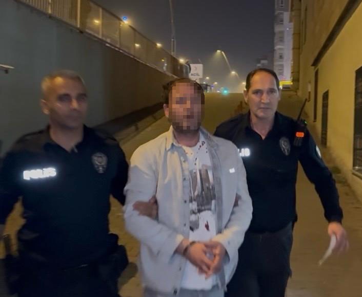 miras kavgasinda kan akti amcasini ve 3 kisiyi bicakladi 1