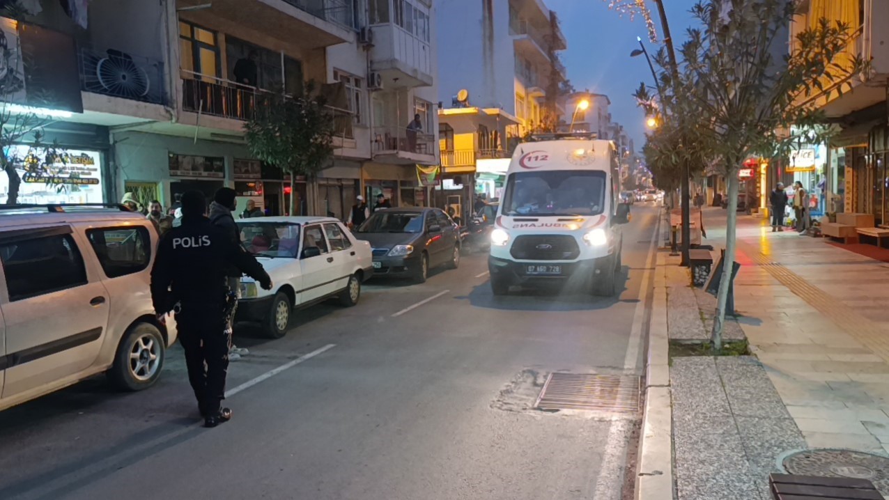 misafir olarak kaldigi akrabasinin evinin merdivenlerinde olu bulundu 1 fCGMMING