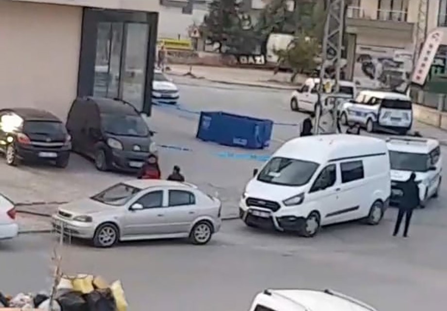 misafirlige geldigi evde balkondan dusen infaz koruma memuru hayatini kaybetti 0 YcM81HmQ
