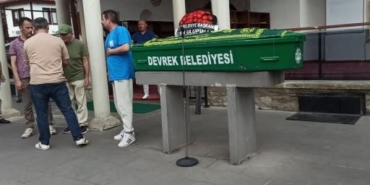 misafirlige-gittigi-arkadasinin-evinde-hayatini-kaybetti-gPvJN9YV.jpg