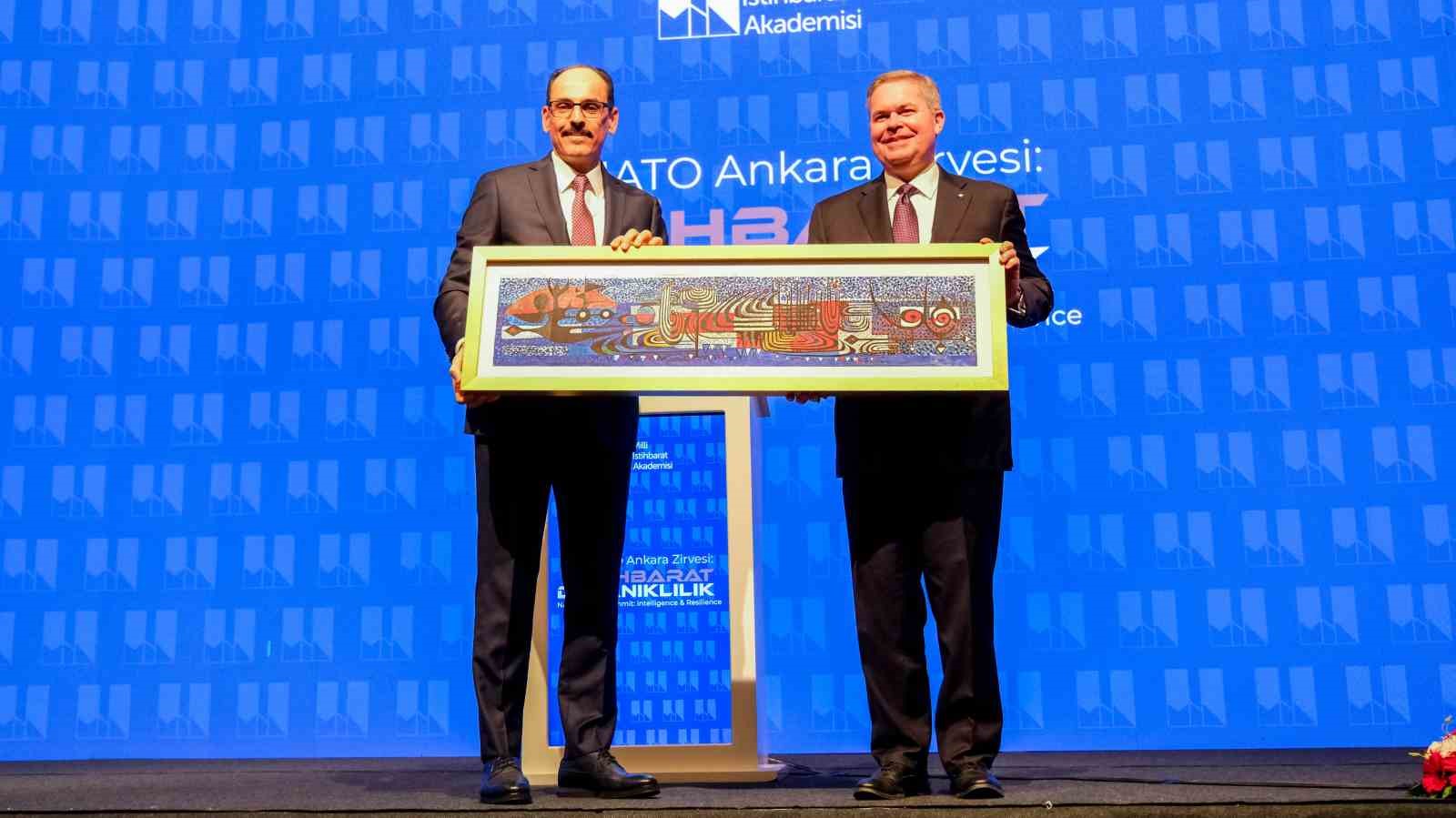 MİT Başkanı Kalın: "(ABD-İran anlaşmasına ilişkin) Temkinli bir iyimserlik içerisindeyiz" 6 mit baskani kalin abd iran anlasmasina iliskin temkinli bir iyimserlik icerisindeyiz 2 B1aGcTf1