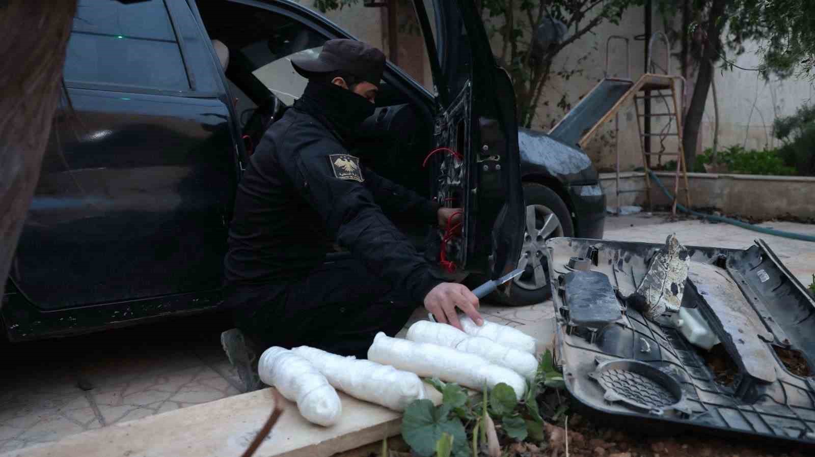 mitin istihbari calismalari sonucu samda deasa bagli hucre cokertildi 3 deasli yakalandi 3 CGjeVbZE