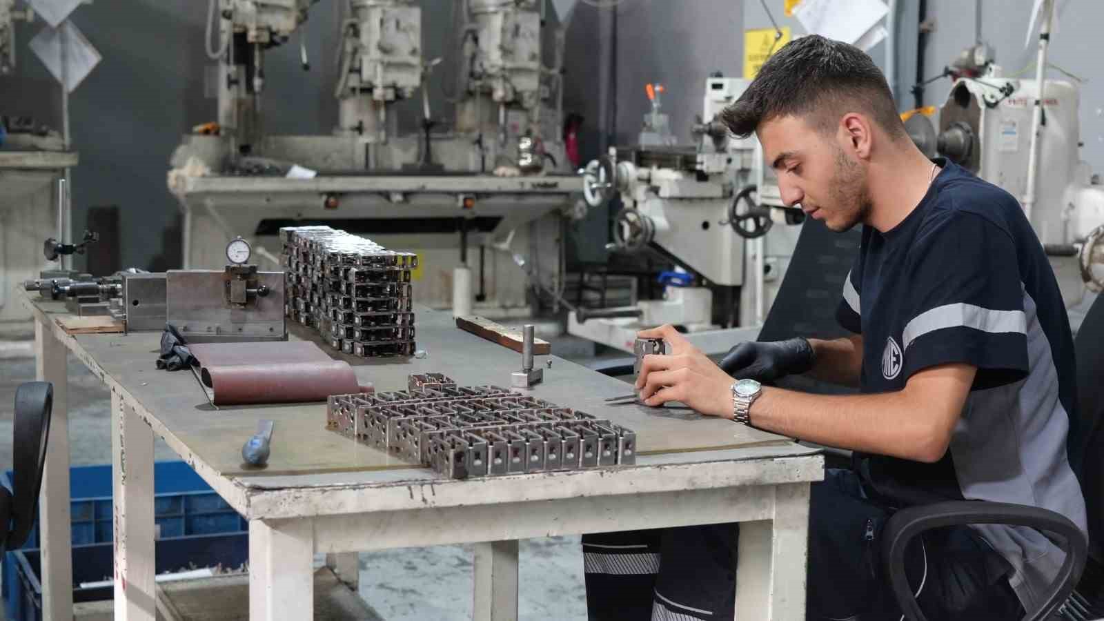 mkeden tsknin keskin gozlerine iki yeni keskin nisanci silahi 14